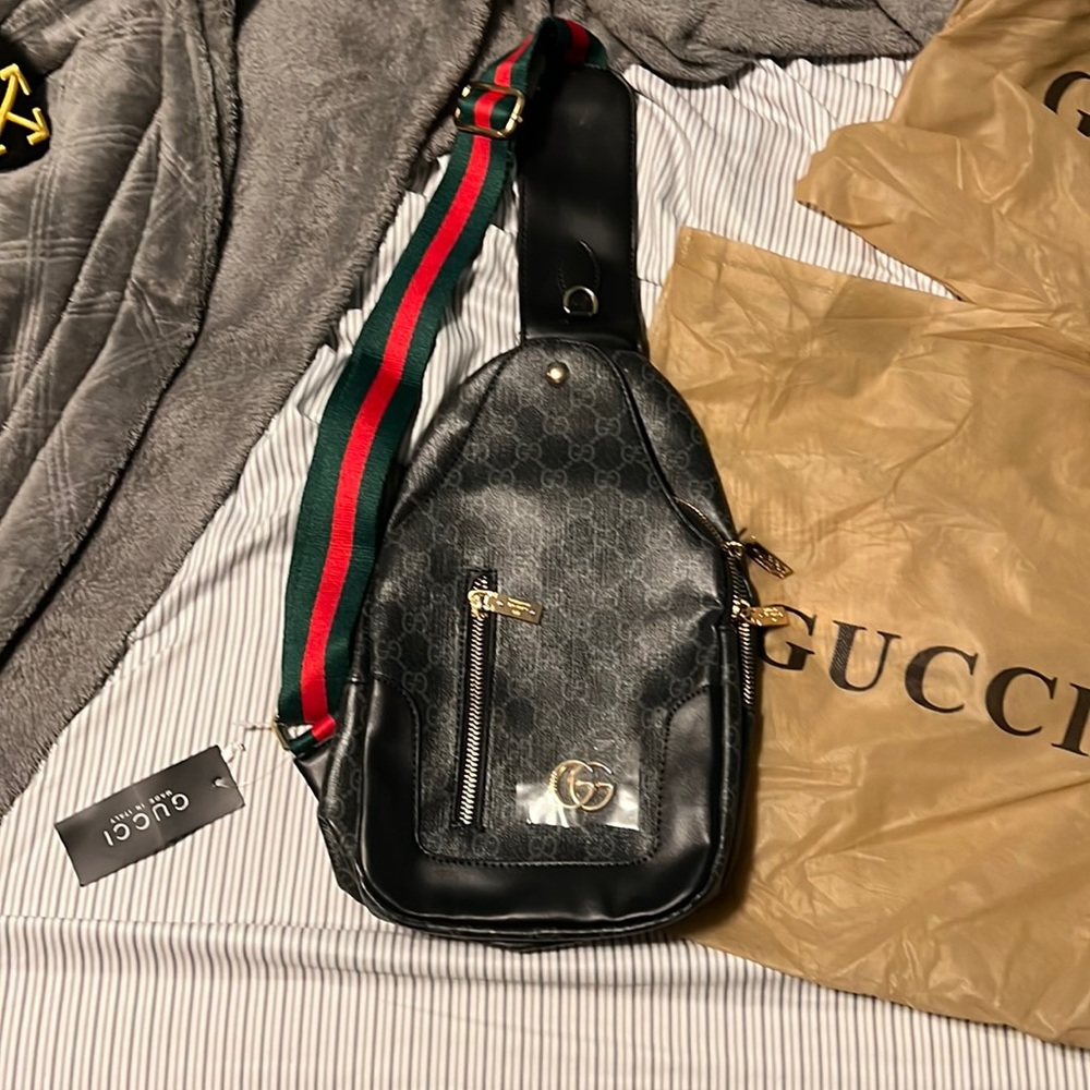 Men’s shoulder bag